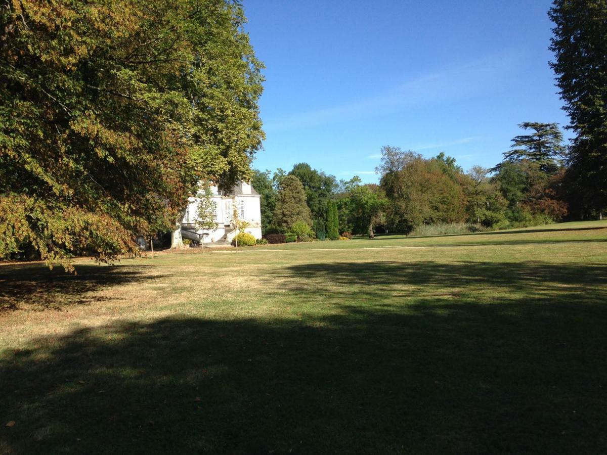 Chateau Du Val Larbont La Bastide-de-Serou Bagian luar foto
