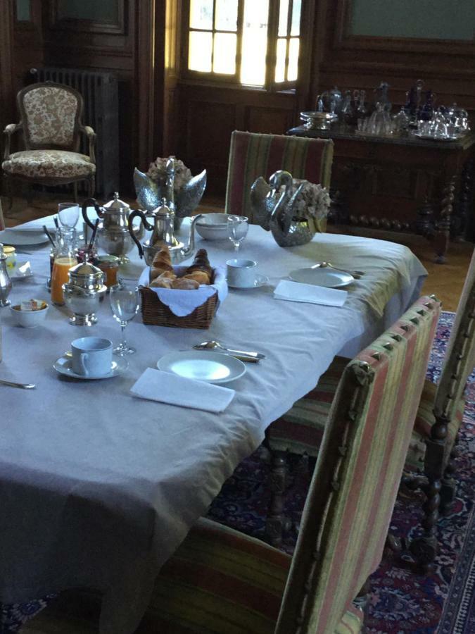 Chateau Du Val Larbont La Bastide-de-Serou Bagian luar foto